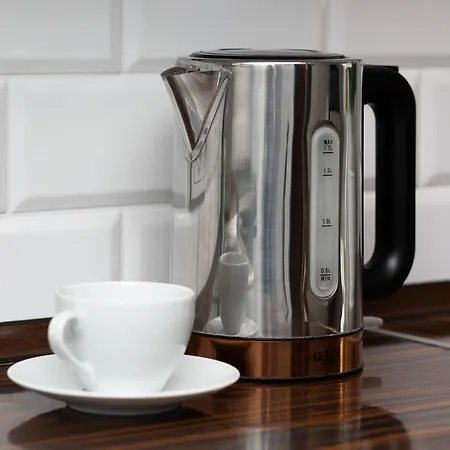 Modern Pereca Close To Metro Rondo Onz By Renters Appartement