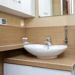 公寓 Modern Pereca Close To Metro Rondo Onz By Renters